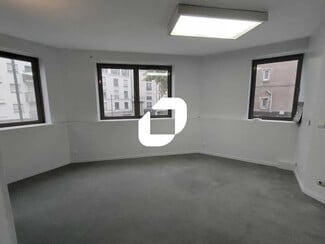 Plus de détails pour 86 Avenue Du Général Leclerc, Viroflay - Bureau à louer