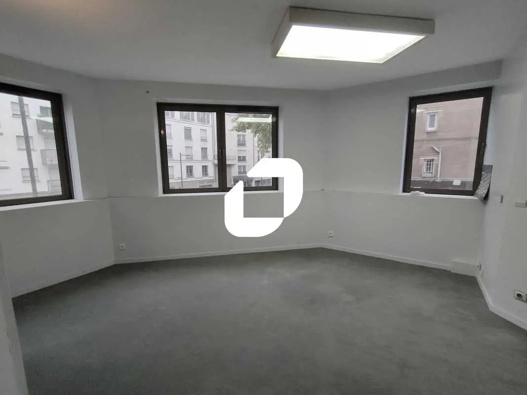 86 Avenue Du Général Leclerc, Viroflay à louer Photo de l’immeuble– Image 1 sur 11