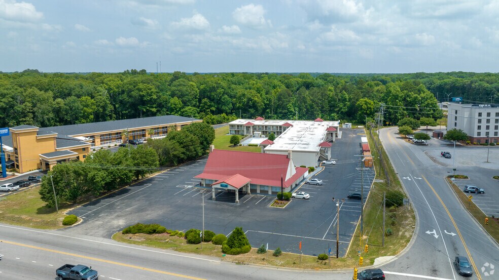 3030 N Roberts Ave, Lumberton, NC à vendre - Photo de l’immeuble – Image 2 sur 16
