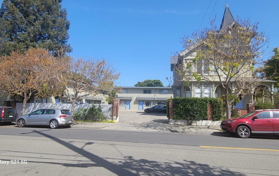 835 Channing Way, Berkeley, CA à vendre - Photo de l’immeuble – Image 2 sur 5