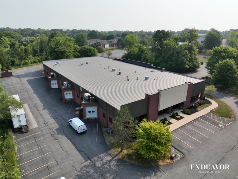 800 West Metro Park, Brighton, NY à louer - Photo de l’immeuble – Image 3 sur 4