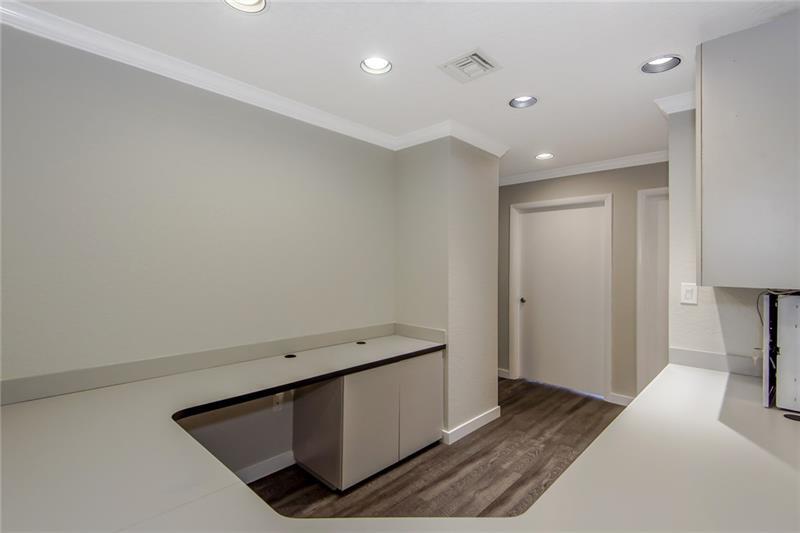 7737 N University Dr, Tamarac, FL à vendre - Photo intérieure – Image 3 sur 21