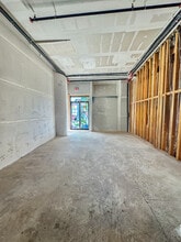 3302 Georgia Ave NW, Washington, DC à louer Photo intérieure– Image 2 sur 4