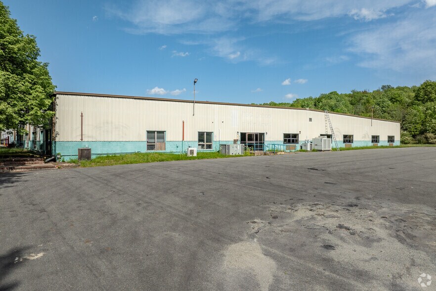 1422 Route 179, Lambertville, NJ à louer - Photo principale – Image 1 sur 46