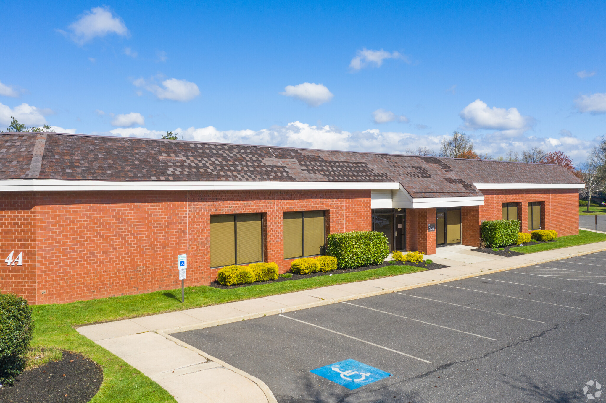2 Eves Dr, Marlton, NJ à louer Photo de l’immeuble– Image 1 sur 2