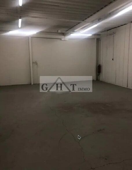 Industriel/Logistique dans Villeneuve-la-Garenne à louer - Photo intérieure – Image 3 sur 4