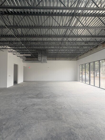 2215 N Federal Hwy, Hollywood, FL à louer - Photo de l’immeuble – Image 3 sur 19