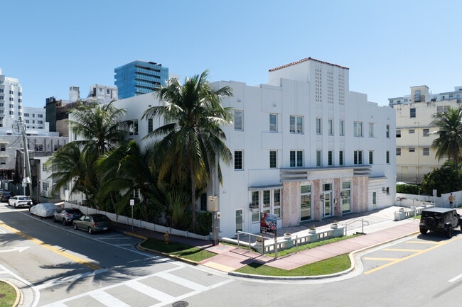 Plus de détails pour 3025 Indian Creek Dr, Miami Beach, FL - Logement aux enchères