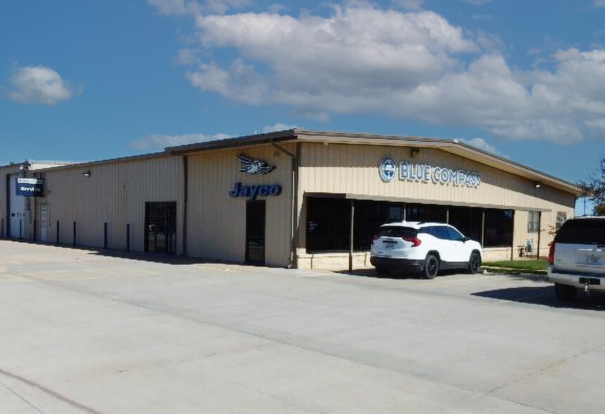 1200 10th St, Great Bend, KS à vendre - Photo principale – Image 1 sur 5