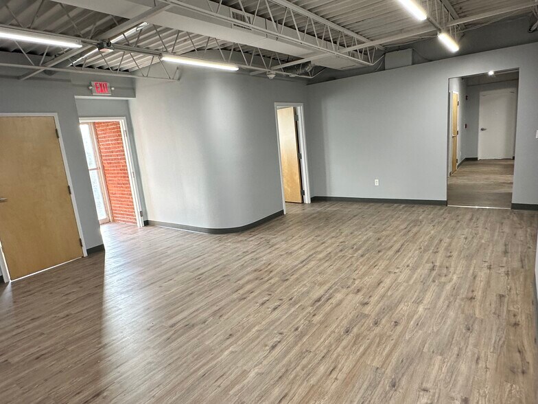 53 Hancock St, Stratford, CT à vendre - Photo de l’immeuble – Image 3 sur 47