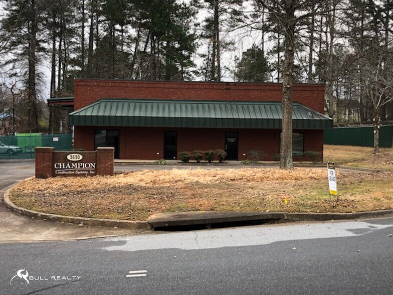 3630 Hewatt Ct, Snellville, GA à louer - Photo de l’immeuble – Image 3 sur 9