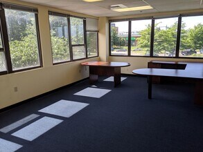 545 Concord Ave, Cambridge, MA à louer Photo intérieure– Image 2 sur 5