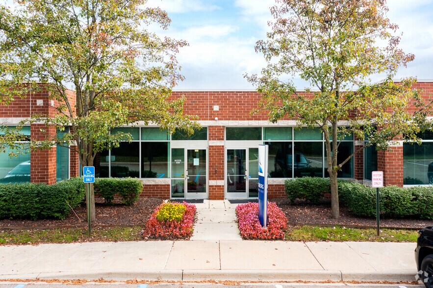 27275 Haggerty Rd, Novi, MI à vendre - Photo de l’immeuble – Image 2 sur 9
