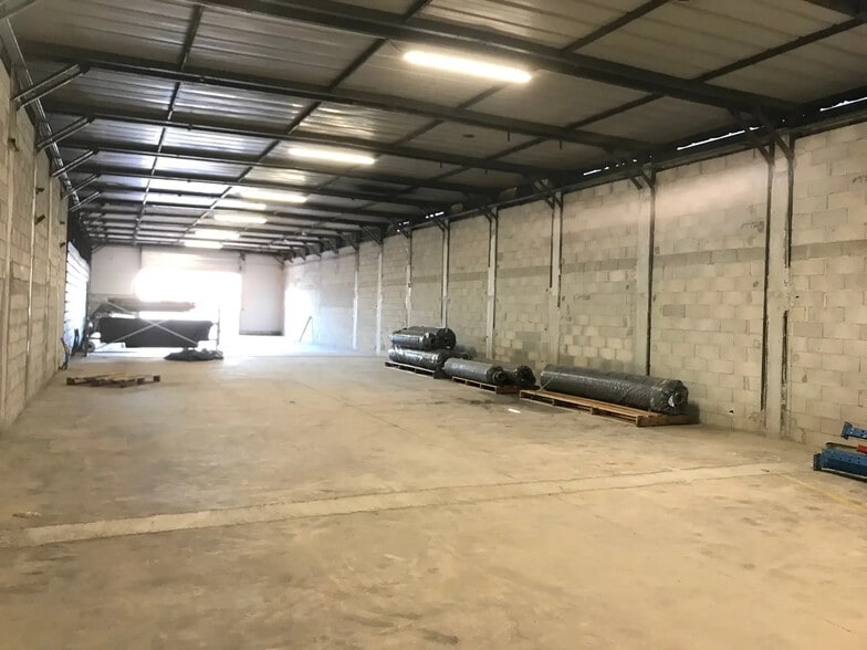 25 Rue Henri Becquerel, Le Luc à louer - Photo de l’immeuble – Image 2 sur 3