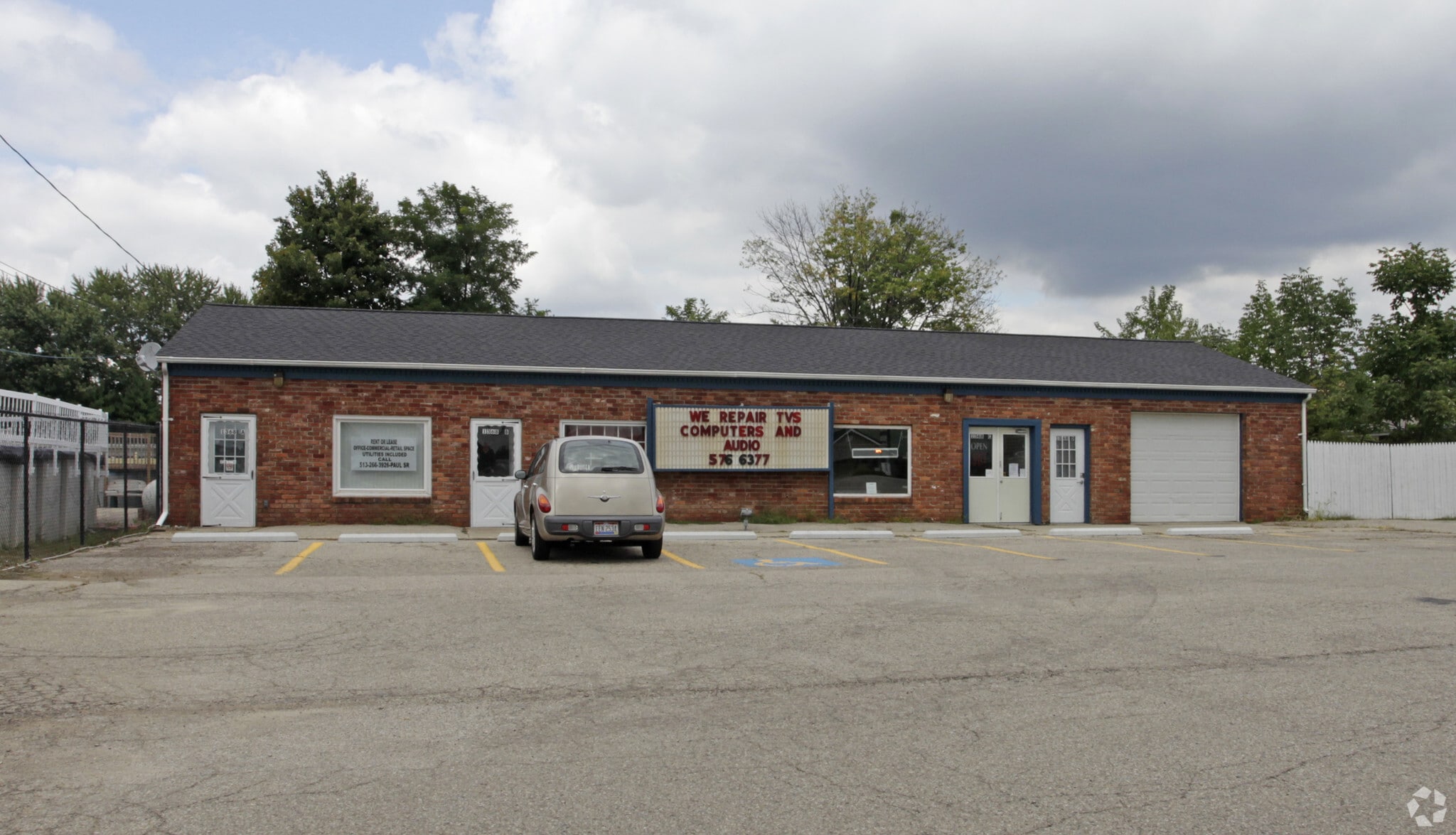 1368 State Route 131, Milford, OH à vendre Photo principale– Image 1 sur 3
