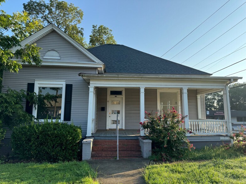 103 Temple Ave, Newnan, GA à vendre - Photo de l’immeuble – Image 1 sur 15