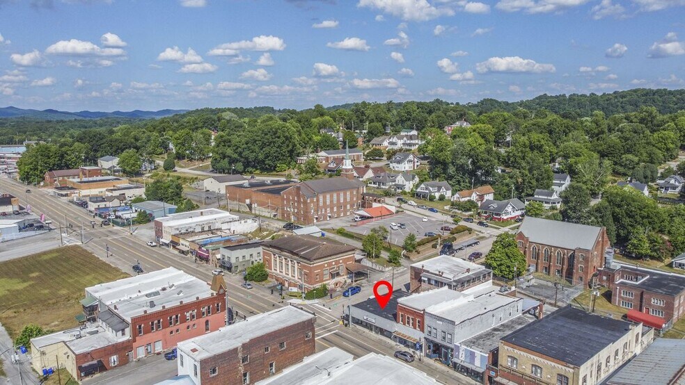 430 N Roane St, Harriman, TN à vendre - Photo de l’immeuble – Image 3 sur 29