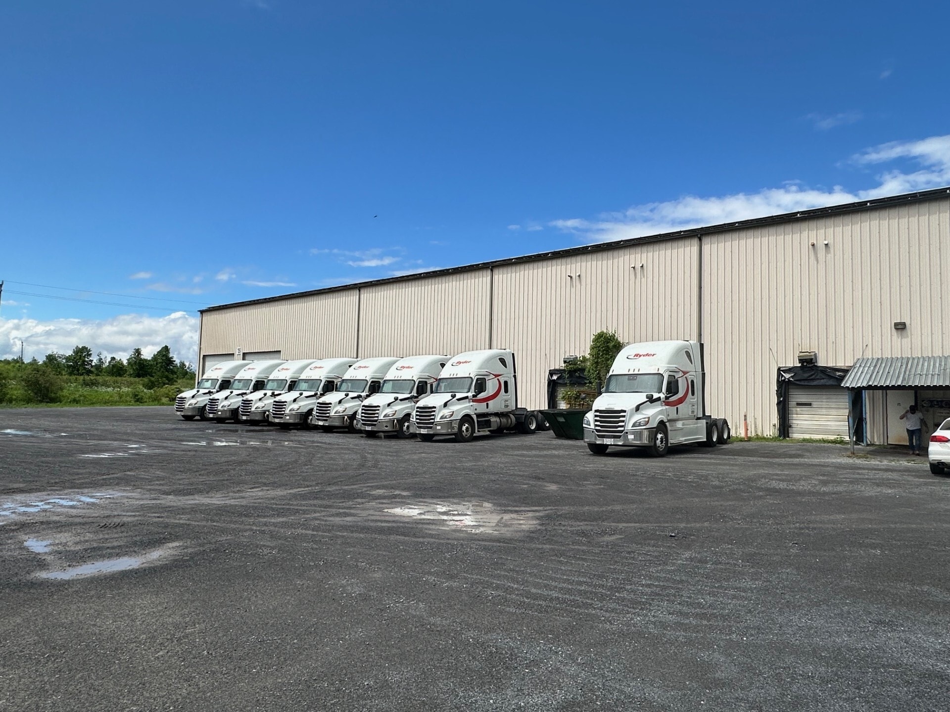 200 St-Georges St W, North Glengarry, ON à louer Photo de l’immeuble– Image 1 sur 3