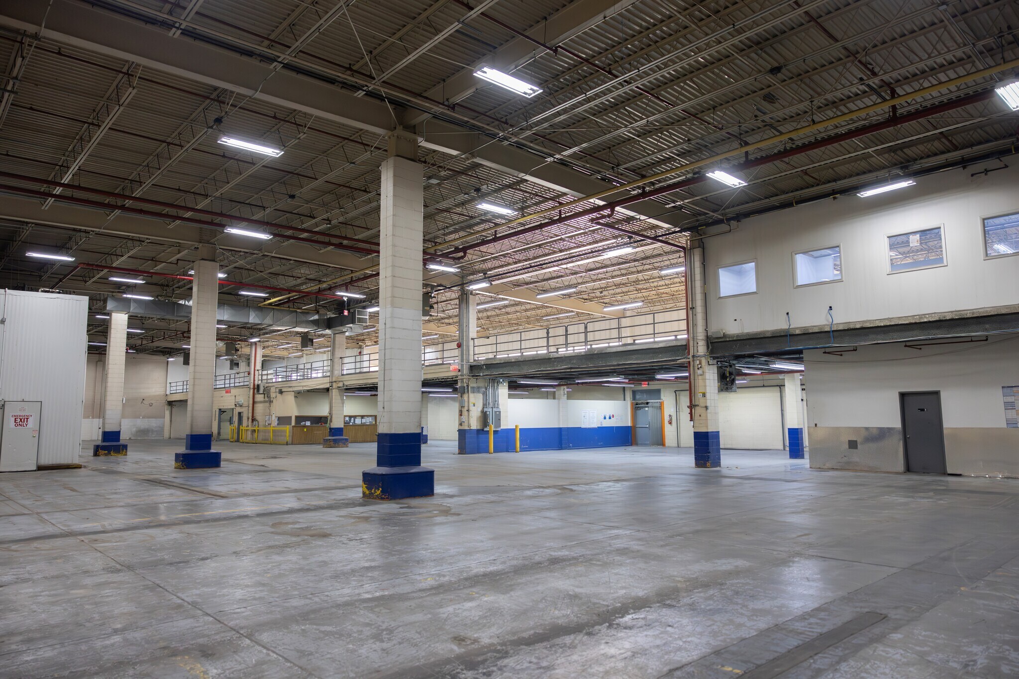 1610 Bathgate Ave, Bronx, NY à louer Photo de l’immeuble– Image 1 sur 12