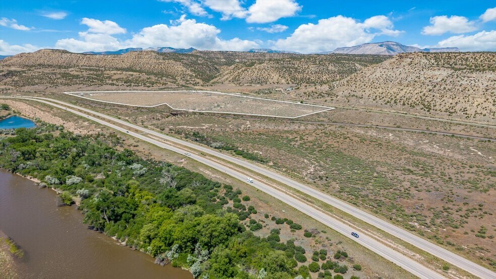 4695 US Hwy 6, De Beque, CO à vendre - Photo de l’immeuble – Image 3 sur 14