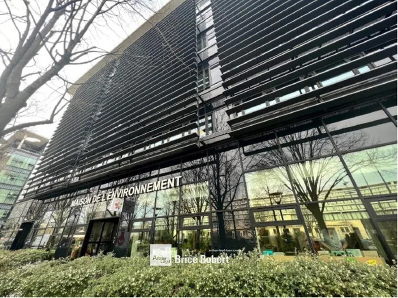 12-18 Avenue Tony Garnier, Lyon à louer - Photo de l’immeuble – Image 3 sur 12