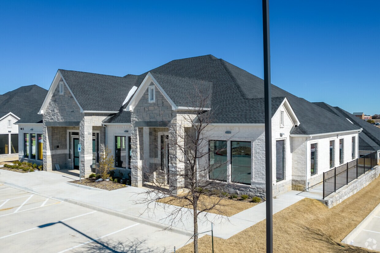 250 S Preston Rd, Prosper, TX à louer Photo principale– Image 1 sur 6