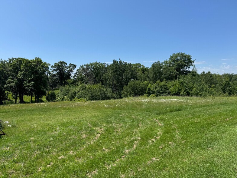 2200 US Highway 8, Saint Croix Falls, WI à vendre - Photo de l’immeuble – Image 2 sur 5