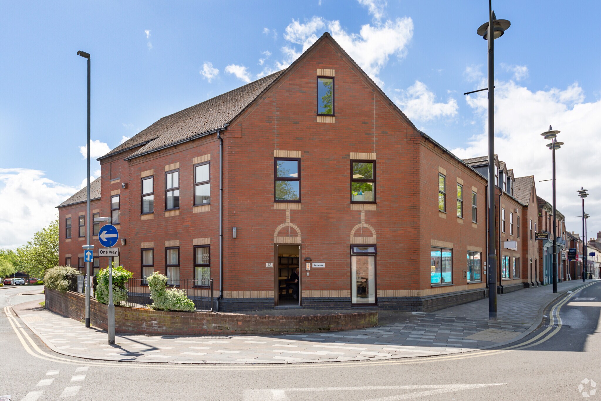 10-16 Victoria Rd, Tamworth à louer Photo principale– Image 1 sur 8