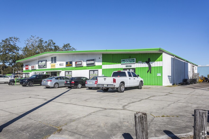 4511 Clark Rd, Sarasota, FL à louer - Photo principale – Image 1 sur 2