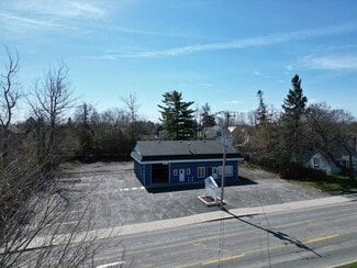 Plus de détails pour 80 Townline Rd W, Carleton Place, ON - Local commercial à vendre