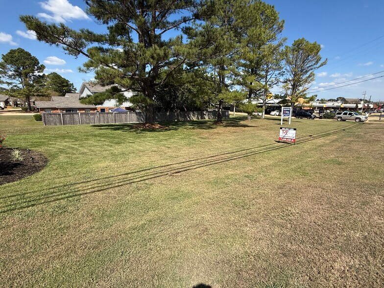 2700 W Main St, Tupelo, MS à vendre - Photo de l’immeuble – Image 3 sur 12