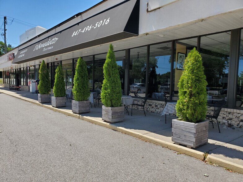 1710-1772 W Algonquin Rd, Schaumburg, IL à louer - Photo de l’immeuble – Image 3 sur 19