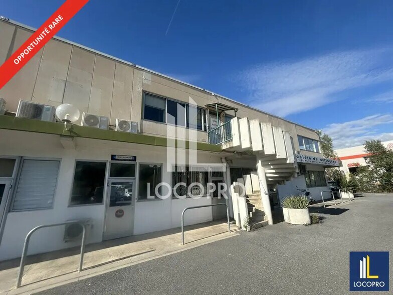 Bureau dans Carros à louer - Photo de l’immeuble – Image 1 sur 13