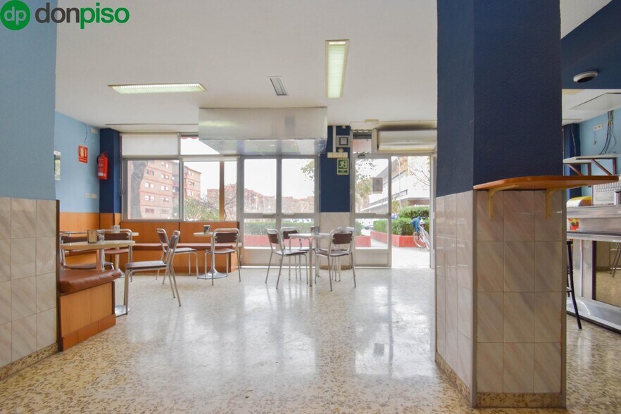 Plaza Poeta Garcilaso de la Vega, 6, Granada, Granada à vendre - Photo de l’immeuble – Image 3 sur 47