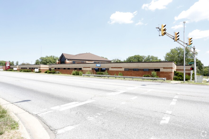 3229 Broadway St, Gary, IN à louer - Photo de l’immeuble – Image 1 sur 21