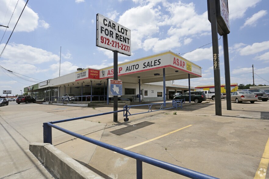 2727 S Garland Ave, Garland, TX à louer - Photo de l’immeuble – Image 2 sur 5