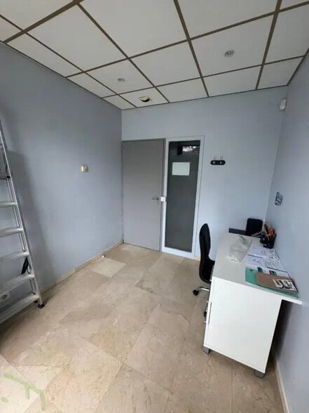 Local d'activités dans Aix-les-Bains à vendre - Photo intérieure – Image 3 sur 5