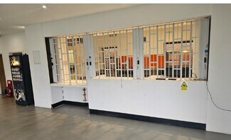 Plus de détails pour Watling St, Rochester - Local commercial à louer