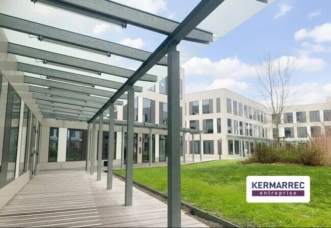 Plus de détails pour Bureau à vendre