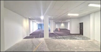 Plus de détails pour Local commercial à louer