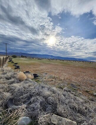 Plus de détails pour 10252 Santa Fe Fire rd, Lucerne Valley, CA - Terrain à vendre