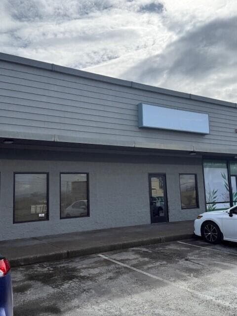 7334 Crater Lake Hwy, White City, OR à louer Photo de l’immeuble– Image 1 sur 12