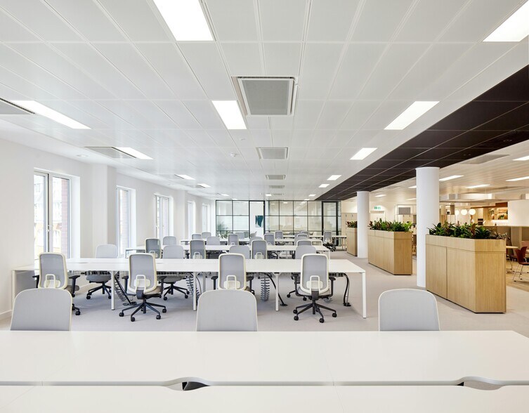 1 Kingsway, Londres à louer - Photo de l’immeuble – Image 3 sur 47