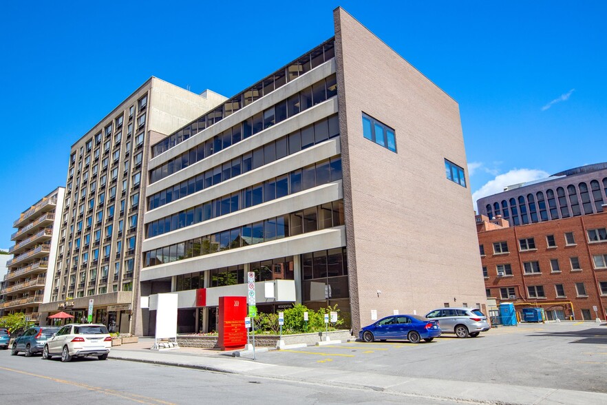 222 Somerset St W, Ottawa, ON à louer - Photo de l’immeuble – Image 1 sur 8