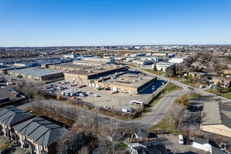 89-95 Boul des Entreprises, Boisbriand, QC - VUE AÉRIENNE  vue de carte