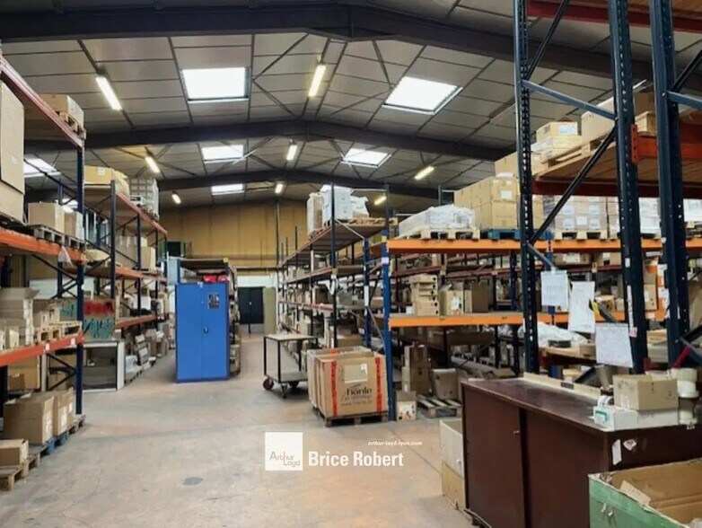 21 Rue Lavoisier, Chassieu à louer - Photo intérieure – Image 1 sur 5