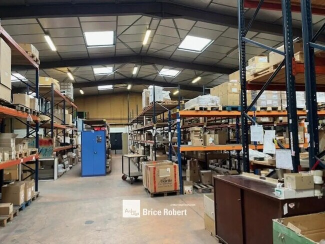 Plus de détails pour 21 Rue Lavoisier, Chassieu - Bureau, Local d'activités à louer