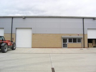 Plus de détails pour Fowler Rd, Clacton On Sea - Industriel/Logistique à louer