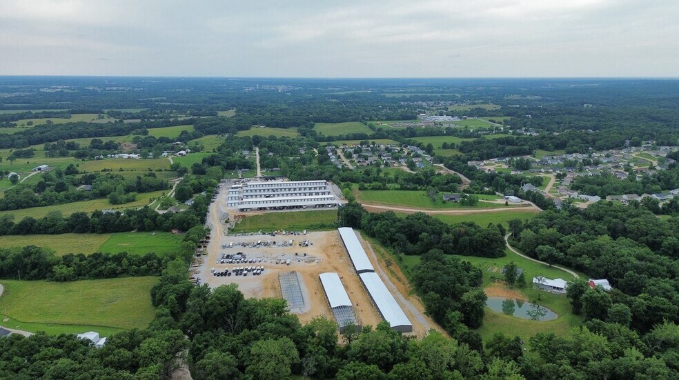 366 Gravens Rd, Troy, MO à vendre - Photo de l’immeuble – Image 3 sur 16