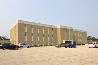 Plus de détails pour 2111 Plum St, Aurora, IL - Bureau à louer